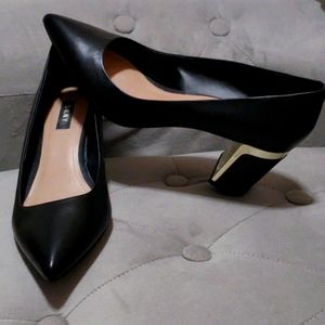 DKNY Block Heels